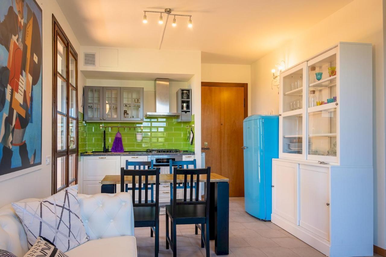 La Casa Sul Porto - Italian Homing Apartman Sirmione Kültér fotó
