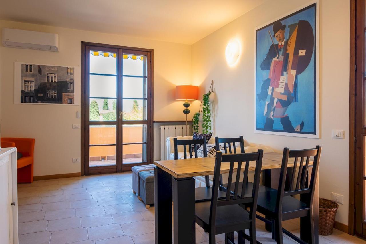 La Casa Sul Porto - Italian Homing Apartman Sirmione Kültér fotó